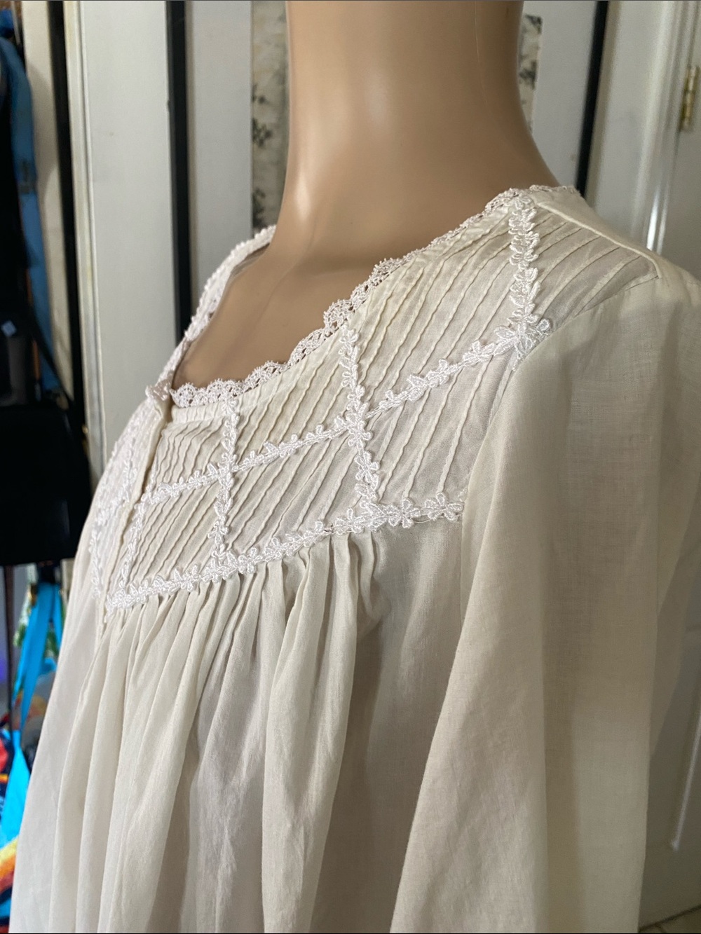 Eileen West Cream Cotton Button-Front Nightgown with Lace Yoke - Picture 4 of 11